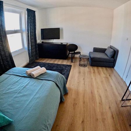 Lovely One Bedroom Flat 伦敦 外观 照片