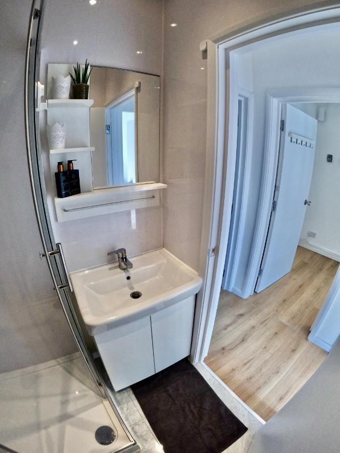 Lovely One Bedroom Flat 伦敦 外观 照片